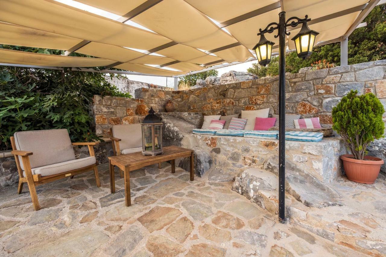 Stone Built Villa Galatia, Poolside & Perfect View Kares Exterior photo
